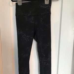 Lululemon 28 Inch Yoga Pants